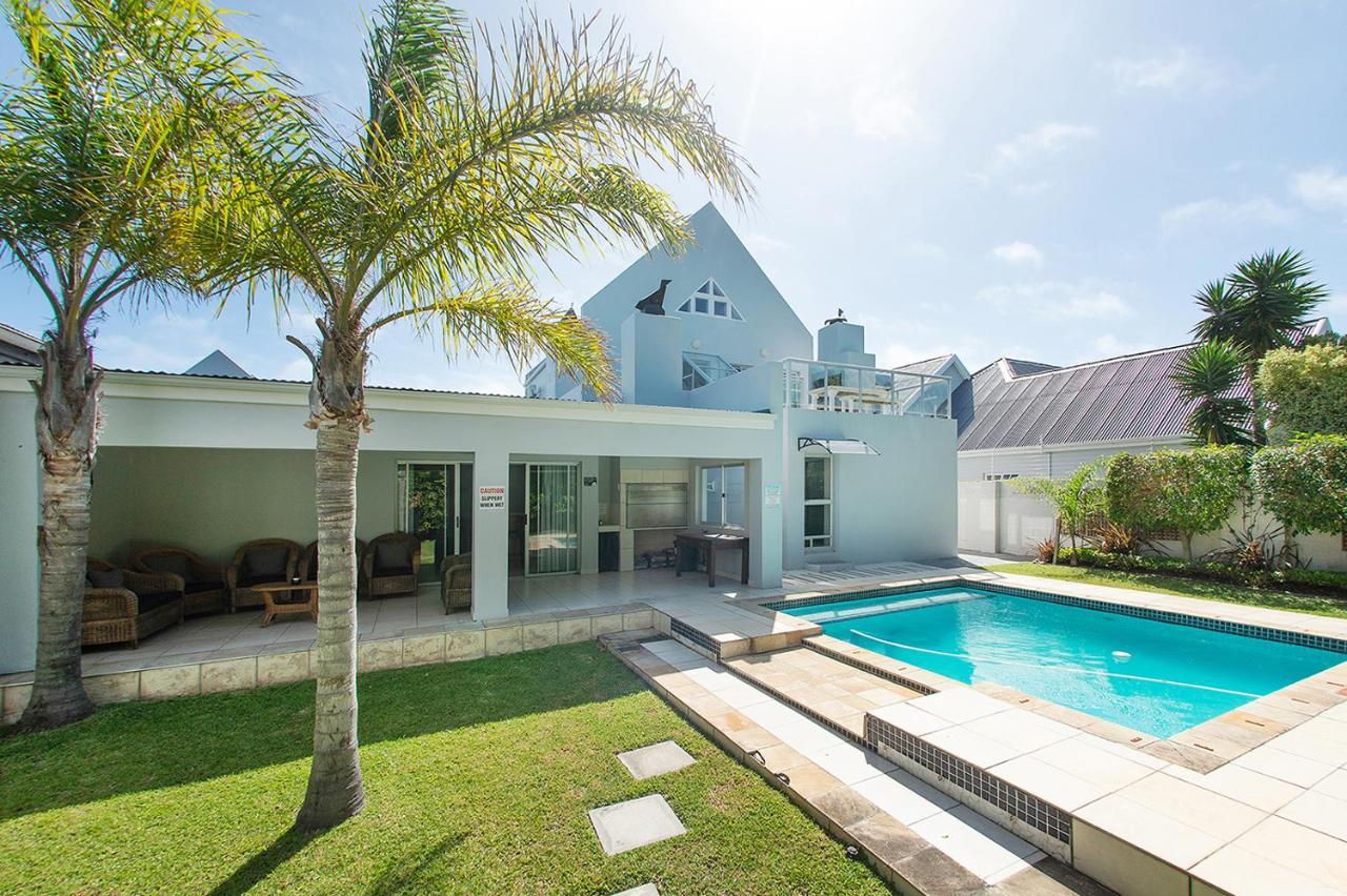 Millard Crescent Guest House Port Elizabeth Exterior foto