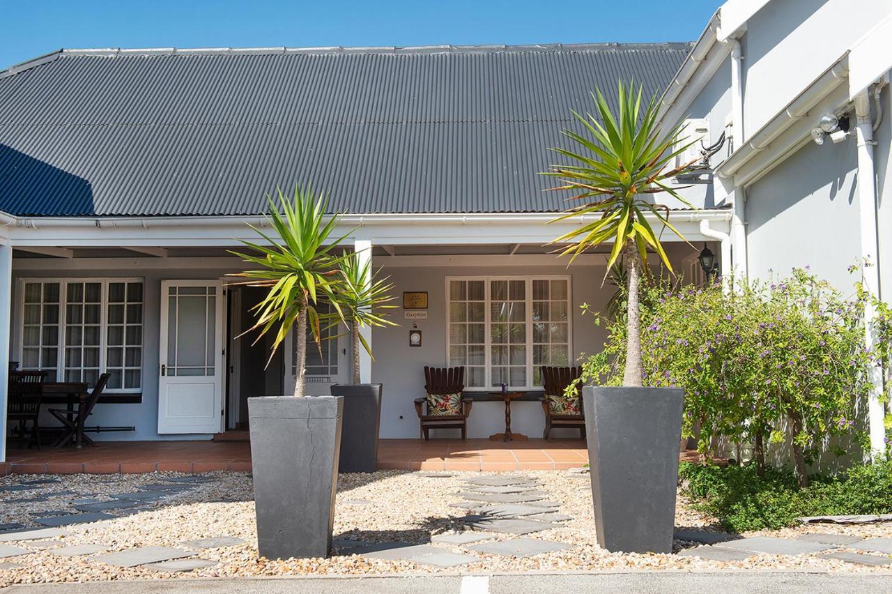 Millard Crescent Guest House Port Elizabeth Exterior foto