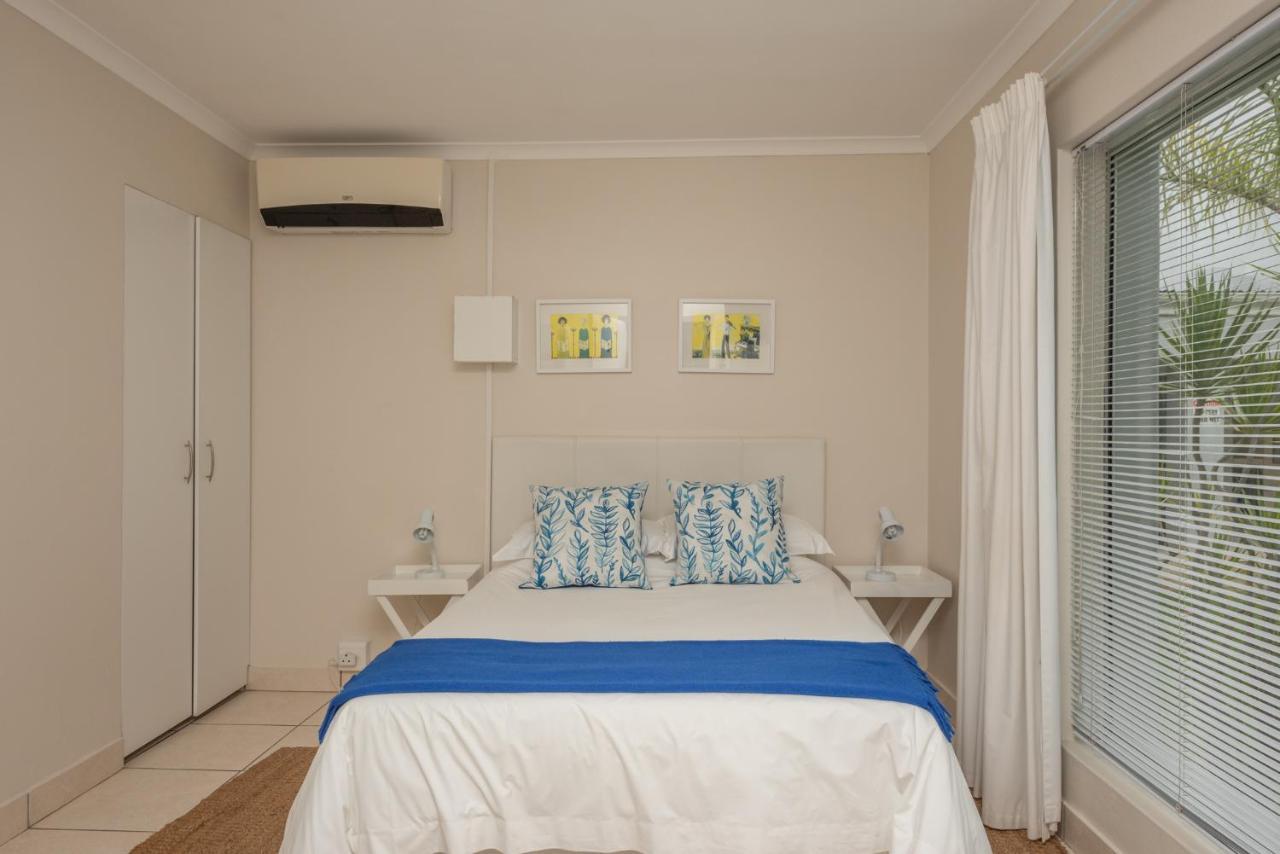 Millard Crescent Guest House Port Elizabeth Exterior foto